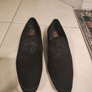 Mezlan Black Textured Loafers